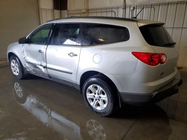 2012 CHEVROLET TRAVERSE LS