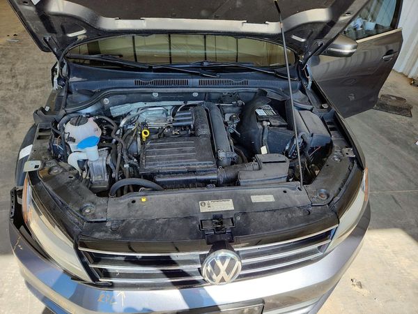 2017 VOLKSWAGEN JETTA