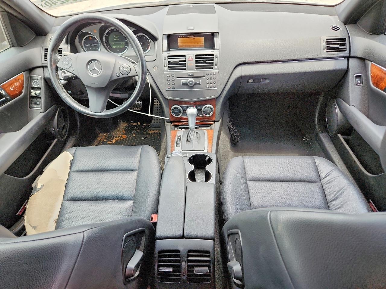 2011 MERCEDES-BENZ C C300