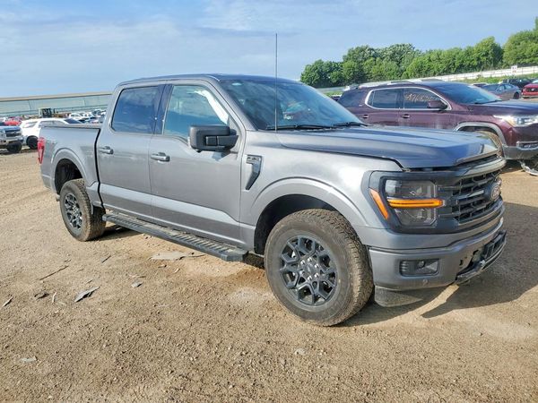 2025 FORD F150 XLT