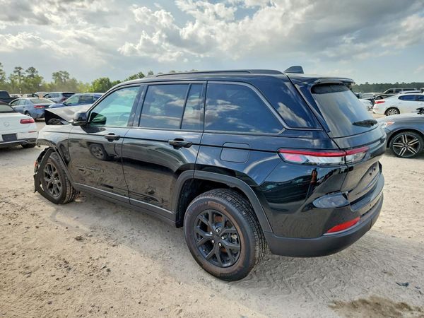 2026 JEEP GRAND CHEROKEE LAREDO 4X2
