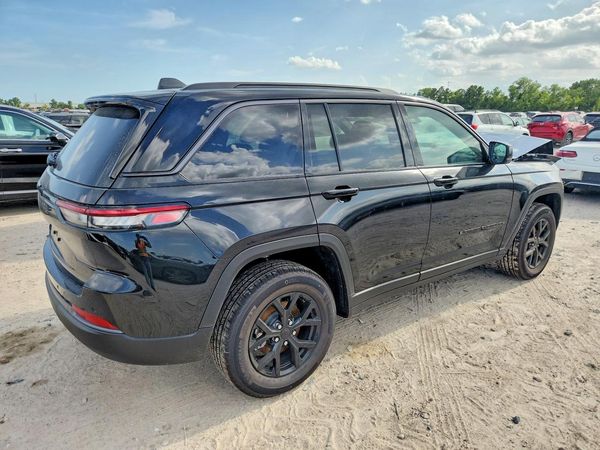 2026 JEEP GRAND CHEROKEE LAREDO 4X2