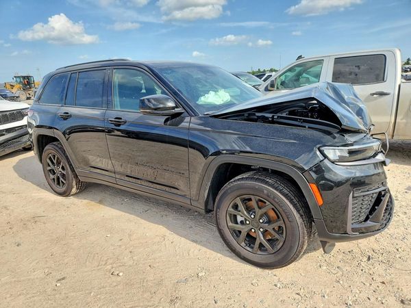 2026 JEEP GRAND CHEROKEE LAREDO 4X2