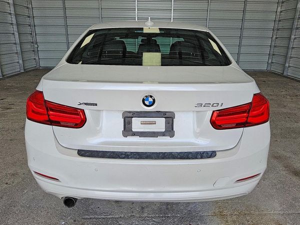 2017 BMW 320 xDrive SA