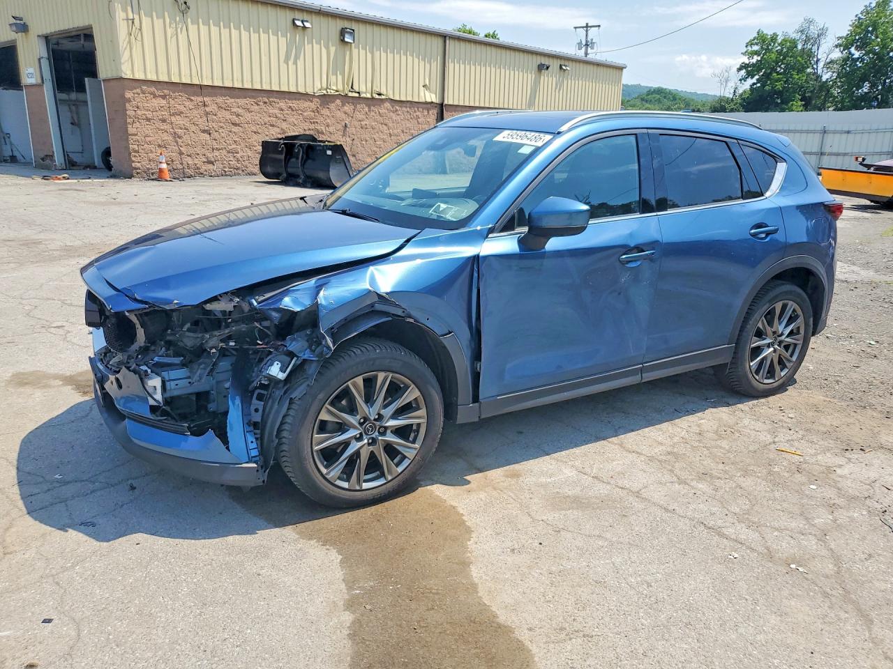 2021 MAZDA CX-5 Signature