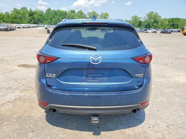 2021 MAZDA CX-5 Signature