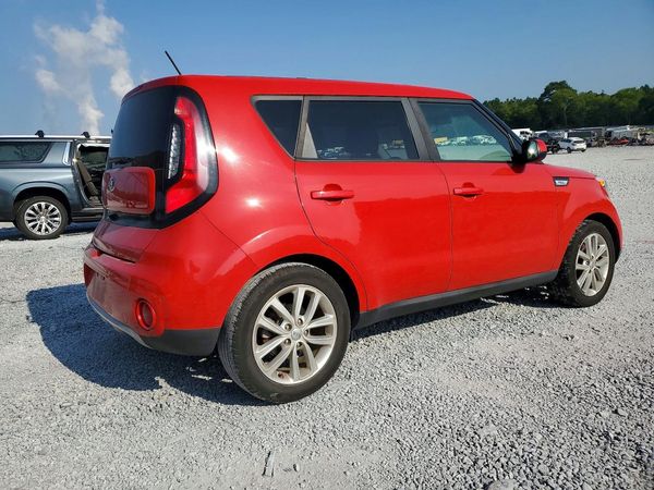2018 KIA SOUL