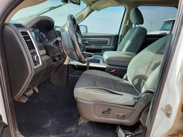 2019 RAM 1500 CLASSIC SLT