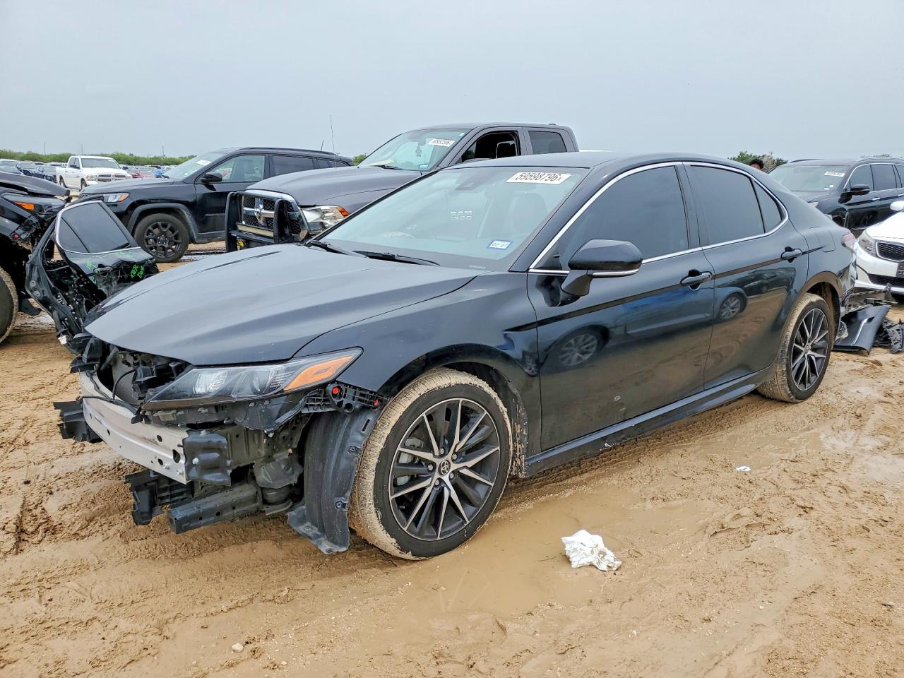 2023 TOYOTA CAMRY SE