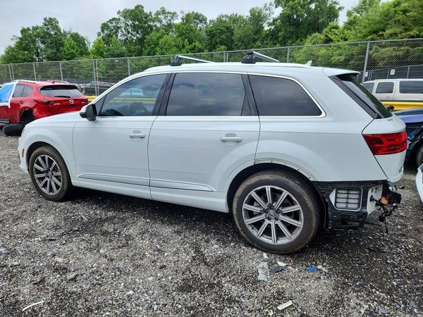 2018 AUDI Q7 quattro Prestige