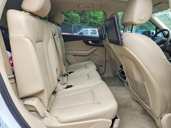 2018 AUDI Q7 quattro Prestige