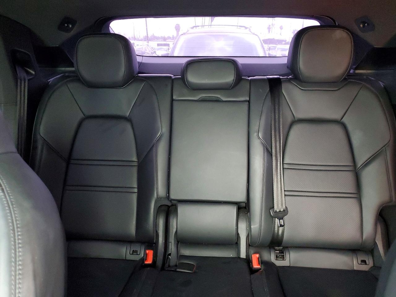 2023 PORSCHE CAYENNE