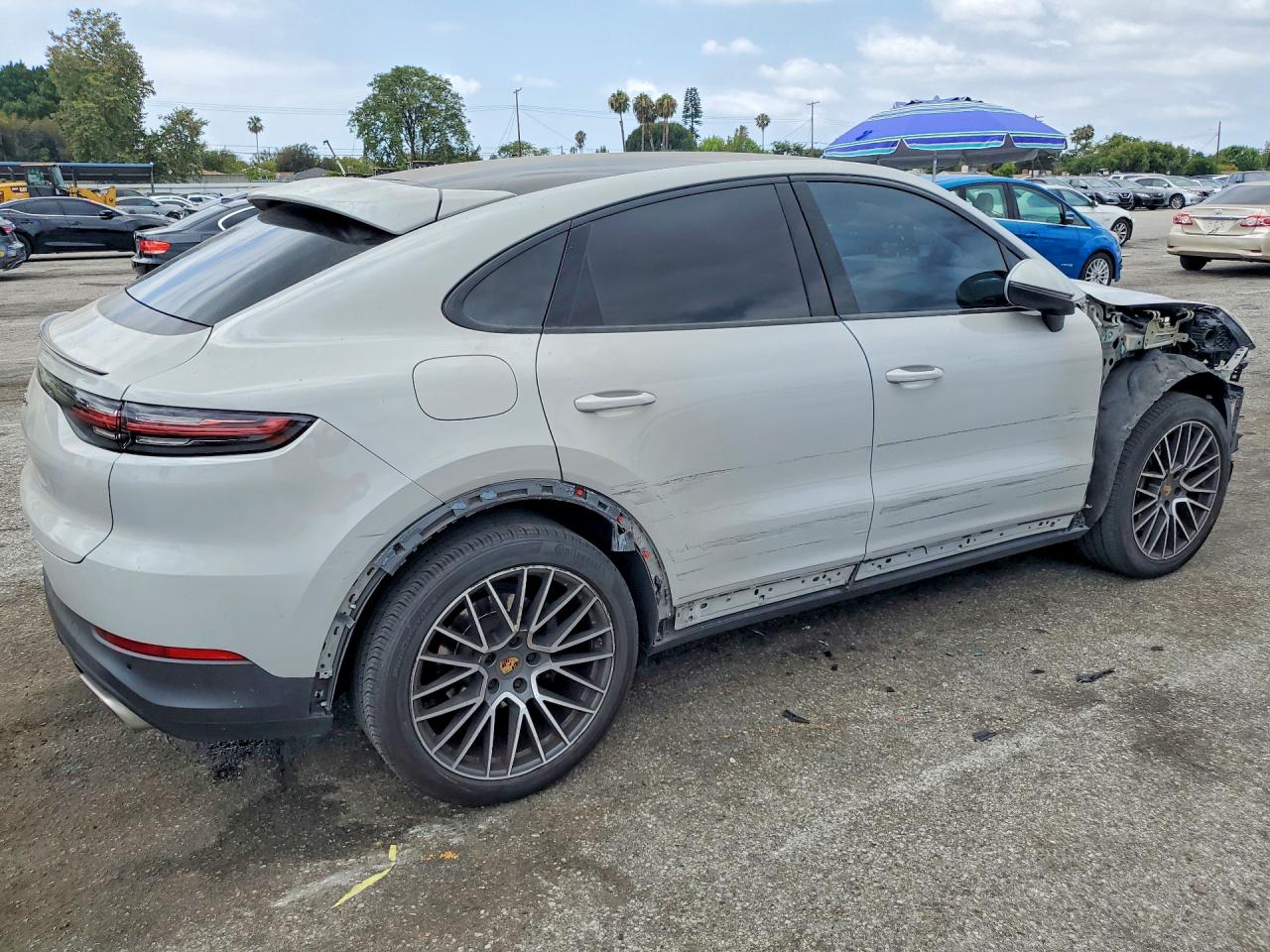 2023 PORSCHE CAYENNE