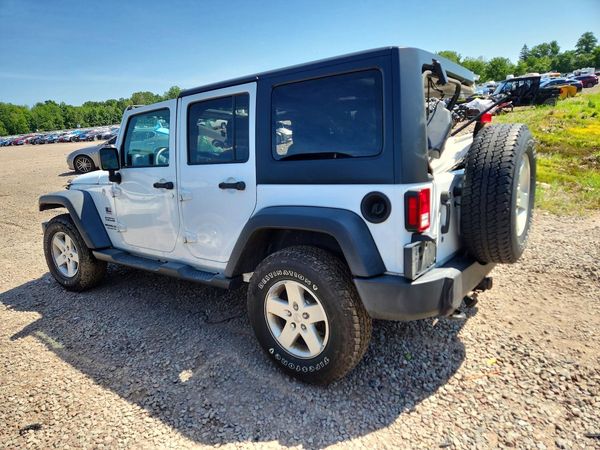 2017 JEEP WRANGLER UNLIMITED SPORT 4X4