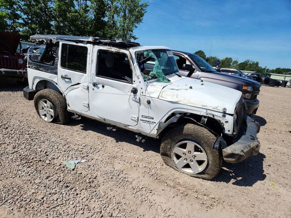 2017 JEEP WRANGLER UNLIMITED SPORT 4X4