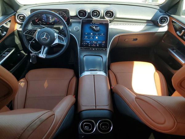 2023 MERCEDES-BENZ C C300