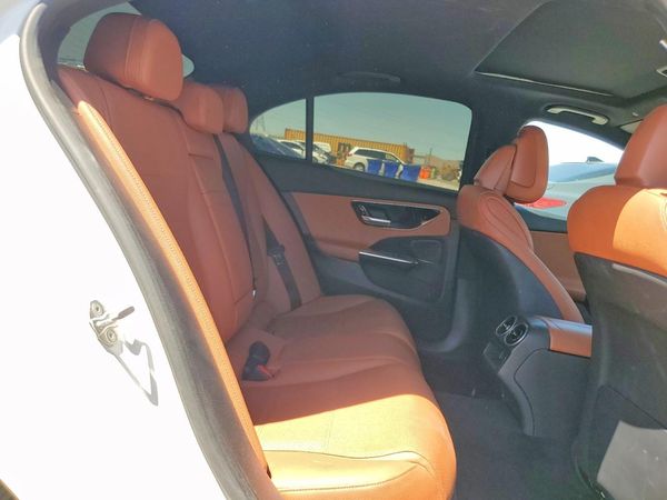 2023 MERCEDES-BENZ C C300