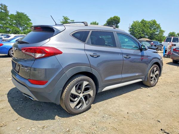 2017 HYUNDAI TUCSON