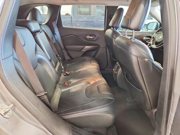 2019 JEEP CHEROKEE LIMITED 4X4