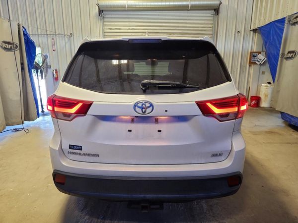 2019 TOYOTA HIGHLANDER SE/XLE