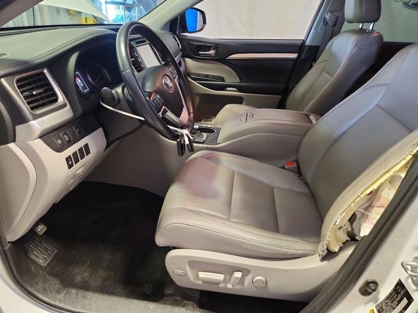 2019 TOYOTA HIGHLANDER SE/XLE