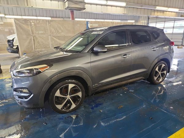 2016 HYUNDAI TUCSON