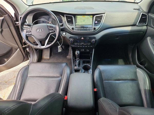 2016 HYUNDAI TUCSON