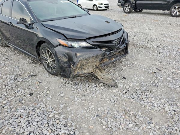 2024 TOYOTA CAMRY