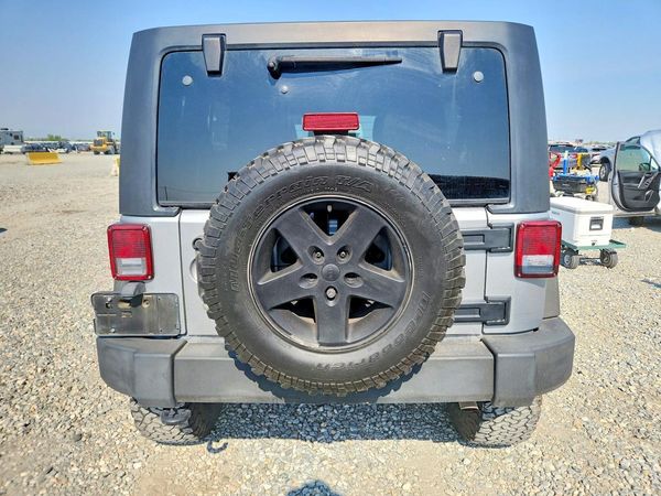 2015 JEEP WRANGLER UNLIMITED SPORT 4X4