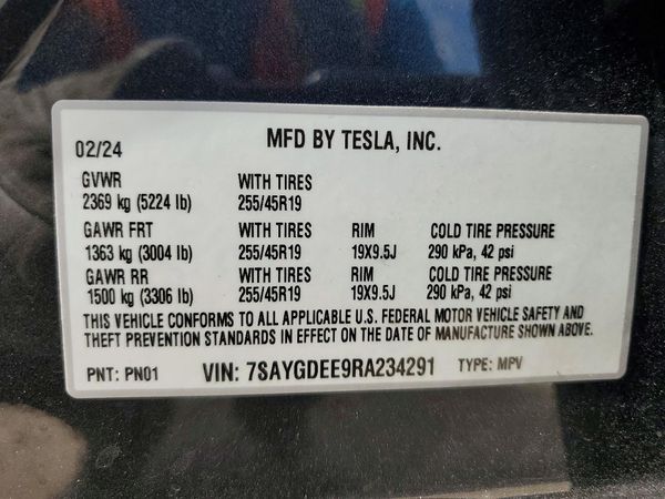 2024 TESLA MODEL Y