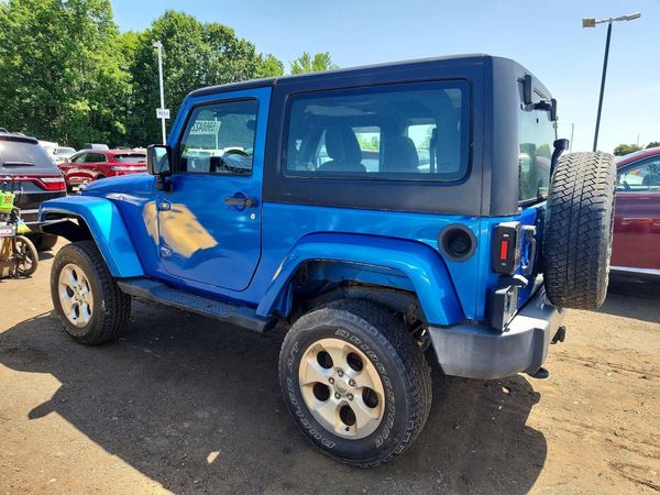 2015 JEEP WRANGLER SAHARA 4X4