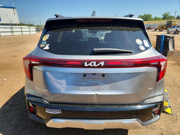 2024 KIA SELTOS S, X-Line