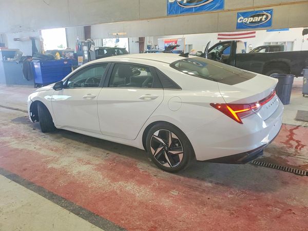 2023 HYUNDAI ELANTRA Limited