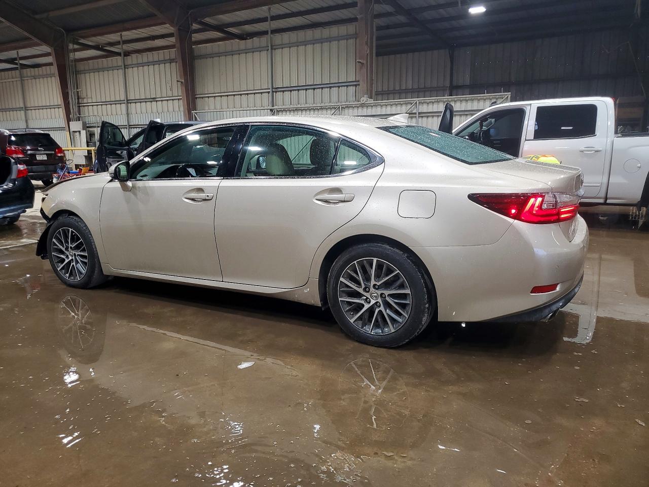2016 LEXUS ES 350