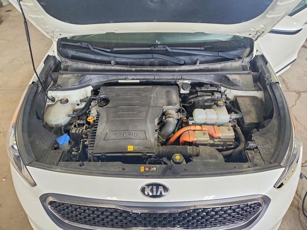 2018 KIA NIRO FE (HEV), LX (HEV)