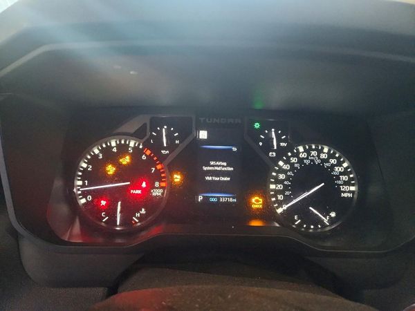 2024 TOYOTA TUNDRA SR5