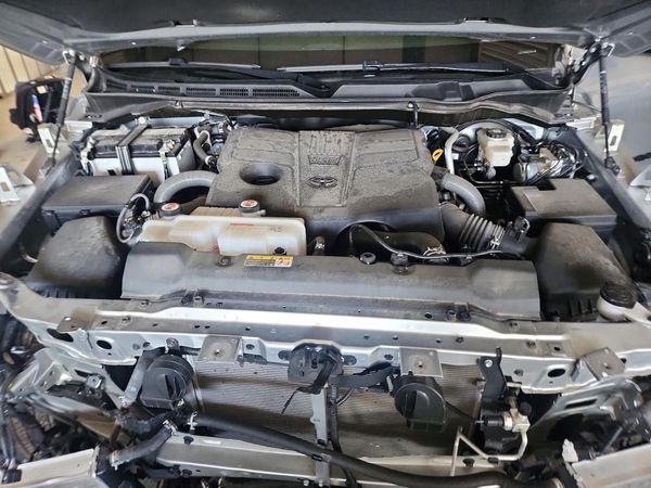2024 TOYOTA TUNDRA SR5