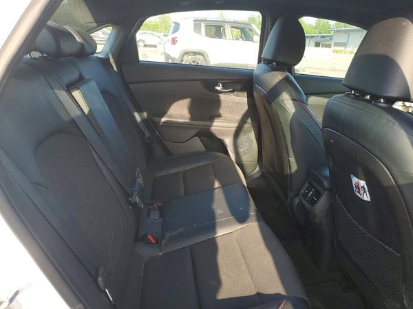2021 KIA FORTE GT