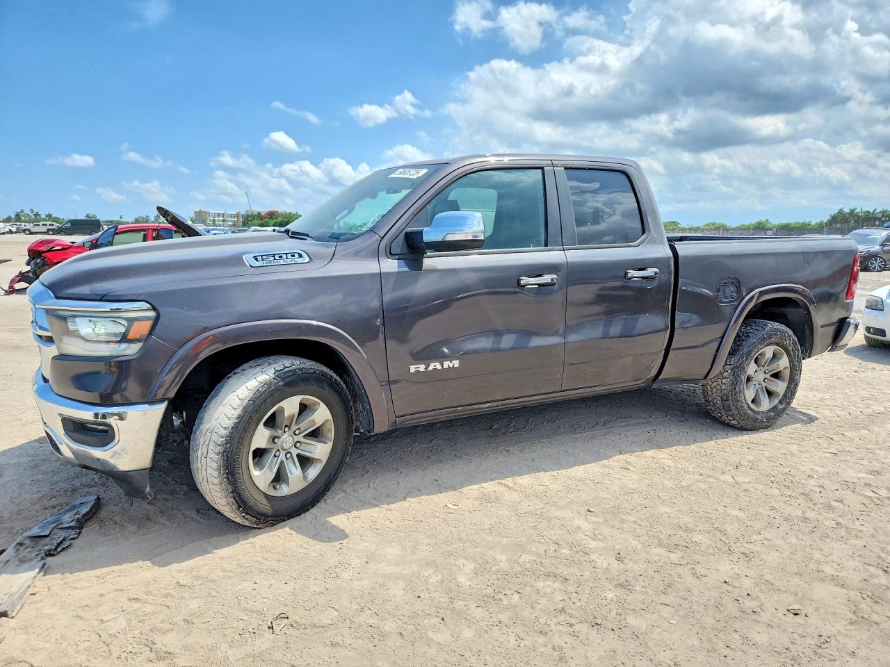 2019 RAM 1500 LARAMIE QUAD CAB 4X2