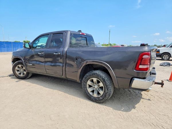 2019 RAM 1500 LARAMIE QUAD CAB 4X2