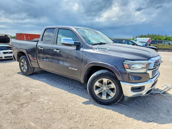 2019 RAM 1500 LARAMIE QUAD CAB 4X2