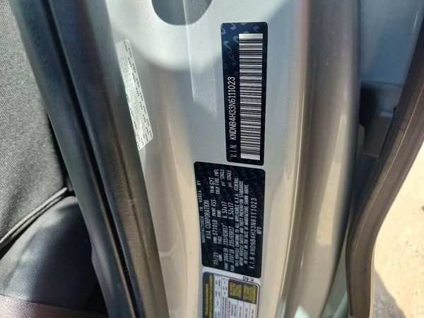 2022 KIA CARNIVAL LX, LX Seat Package