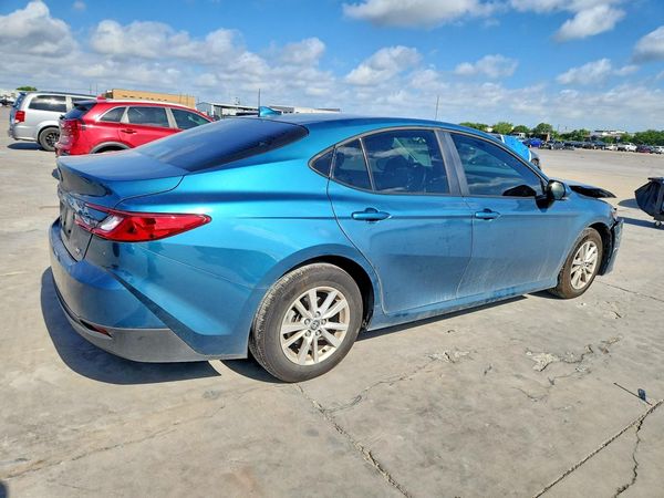 2025 TOYOTA CAMRY