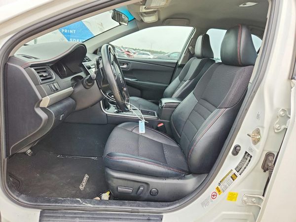 2016 TOYOTA CAMRY