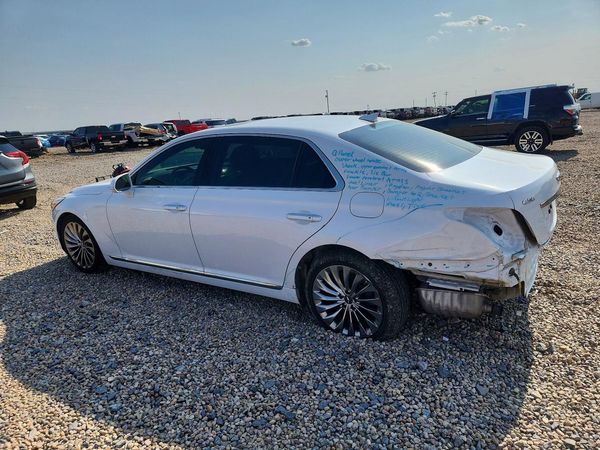 2017 GENESIS G90