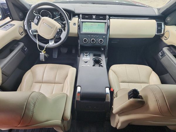 2020 LAND ROVER DISCOVERY SE