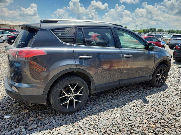 2017 TOYOTA RAV4 SE