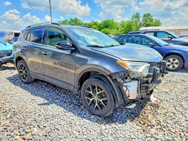 2017 TOYOTA RAV4 SE