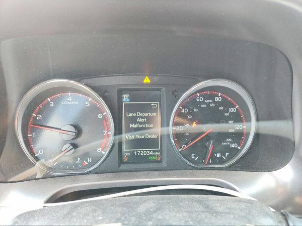2017 TOYOTA RAV4 SE