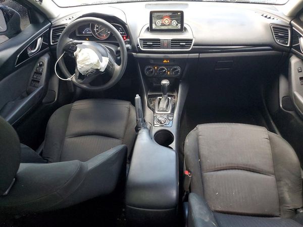 2015 MAZDA 3 Sport/GX
